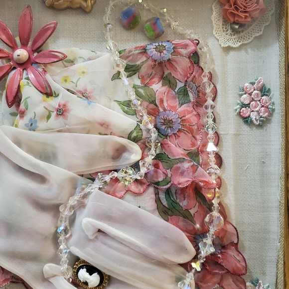 Handmade One of a Kind Vintage Lady Shadowbox - Picture 3 of 6